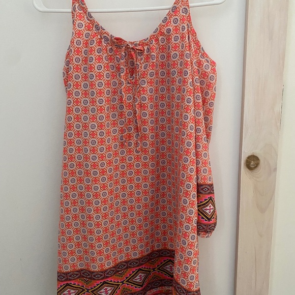 Soprano Cold Shoulder Blouse Sz. L Floral Top - Picture 4 of 4